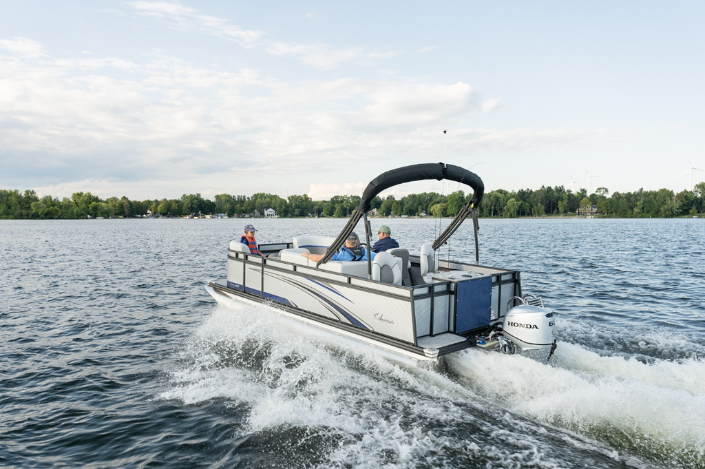 2024 Angler Qwest XRE LT 20' Pontoon Silver/Bright Blue