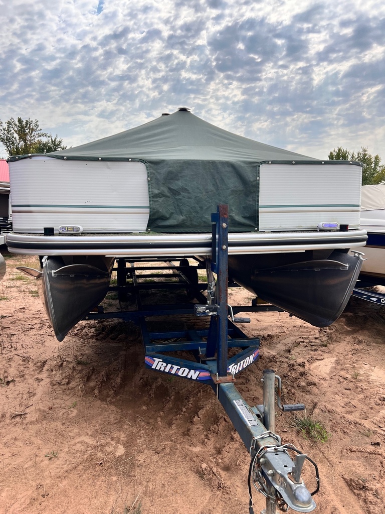 USED 20' SUNCRUISER PONTOON