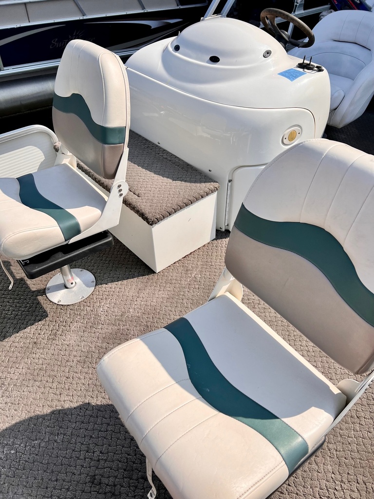 USED 20' SUNCRUISER PONTOON