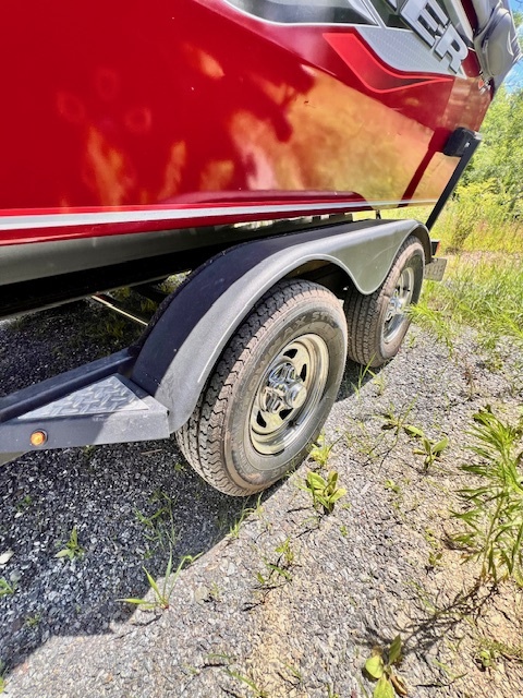 USED 2020 19' TRACKER W/150HP MERC